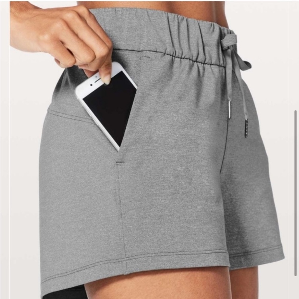 Size 6 Lululemon shorts